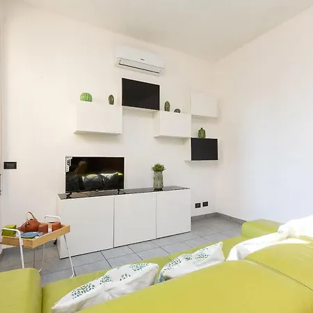 Paruta By In Lejlighed Rom